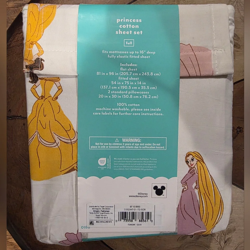 Full Princess Characters Kids' Sheet Set - The Disney Collection by Pillowfort